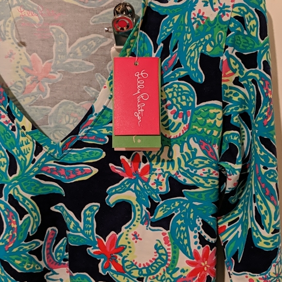Lily Pulitzer Long Sleeved V Neck Waverly Top - Picture 2 of 7